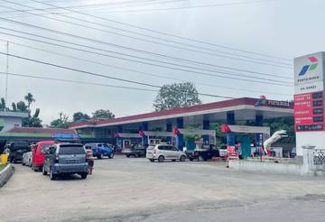 H+3 Lebaran, Antrean Kendaraan di SPBU Mulai Ramai