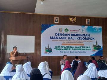 Camat Buka Manasik Haji Kecamatan Blambangan Umpu