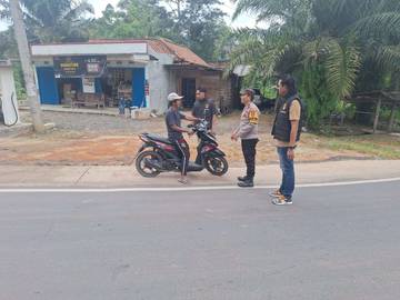 Polsek Pakuan Ratu Menggelar Patroli di Kampung Serupa Indah