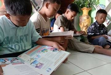 Metode Tanya Jawab Efektif Ukur Pemahaman Bacaan Anak