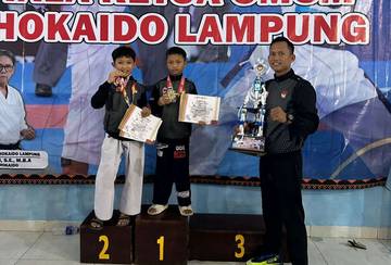 Siswa MIN 1 Way Kanan Borong Juara Karate