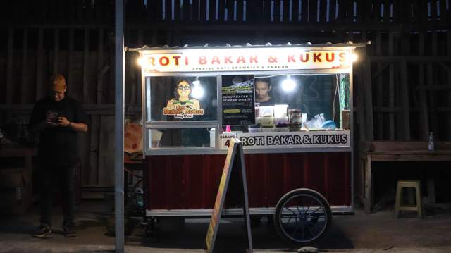 Inovasi Roti Bakar Kukus Ismael Bidik Lima Cabang - RRI.co.id