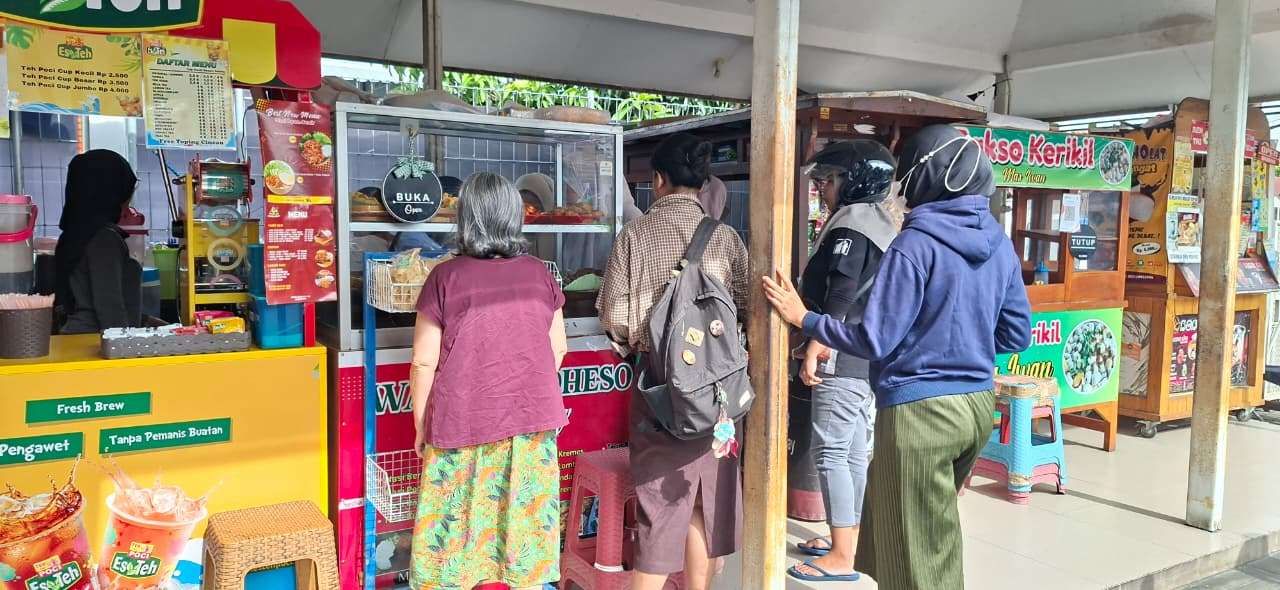 Warung Ndeso Bertahan Pandemi, Kini Semakin Ramai Pengunjung