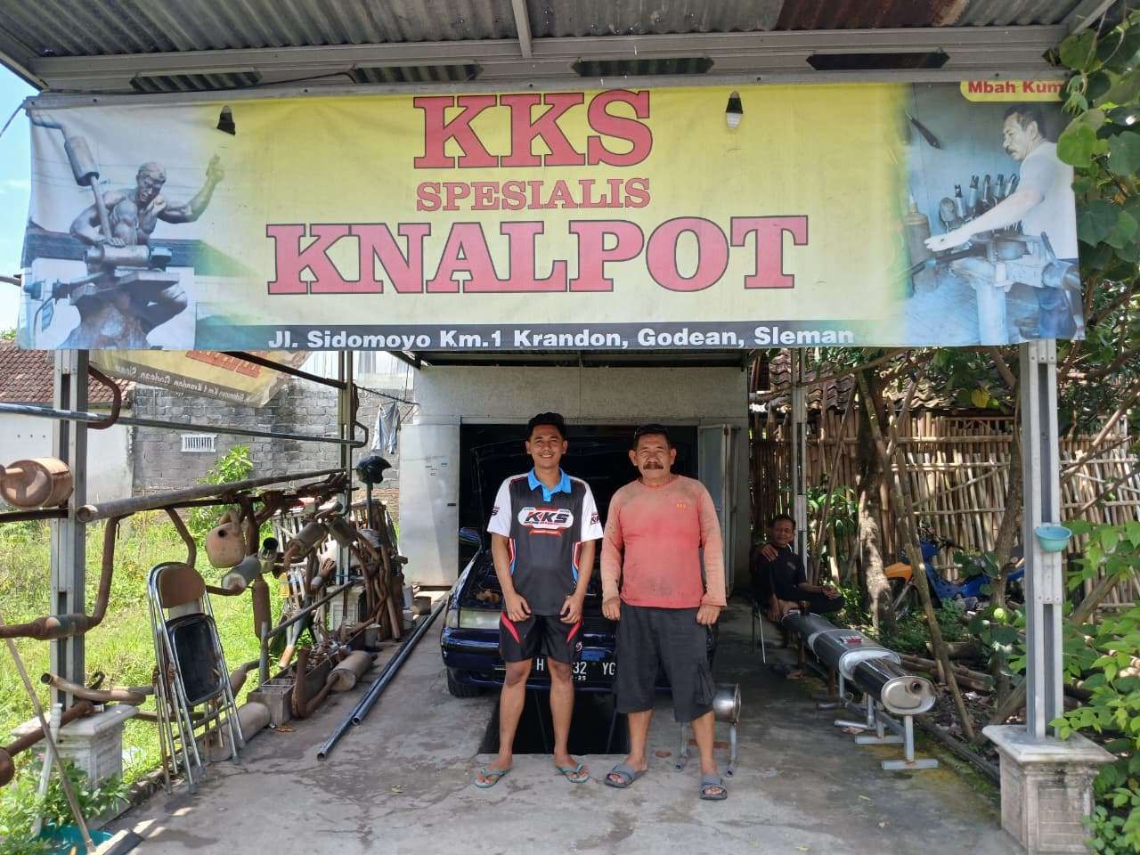 Pak Kumis Bertahan Tiga Dekade di Bisnis Knalpot