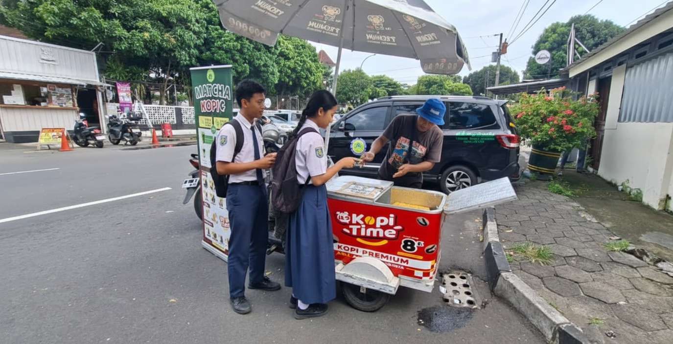 Kopi Time Keliling di Kawasan Syuhada