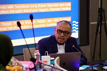 Pengamat Hukum Hardjuno Merespon Usulan KLB Gerindra