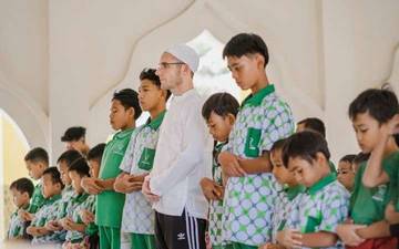 Chaim Joel Fetter, Jutawan Belanda yang Rela Mengasuh Anak Telantar di Sumbawa