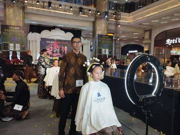 Perias Pria Berkompetisi di Liga Rias Pengantin Nusantara