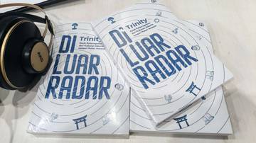 Referensi Buku Di Luar Radar Karya Penulis Trinity