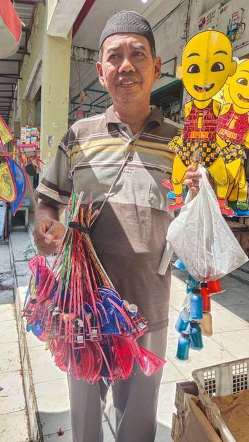 Kitiran, Mainan Tradisional yang Tak Lekang di Era Modern
