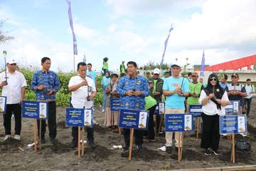 Ekonomi Berkelanjutan, Bank BPD DIY Tanam Mangrove di Temon