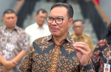 PAD 2025 Tembus Target, Hasto Percepat Transformasi Pembangunan 