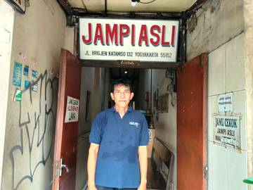 Bertahan Sejak 1875, Jampi Asli Jadi Legendaris 