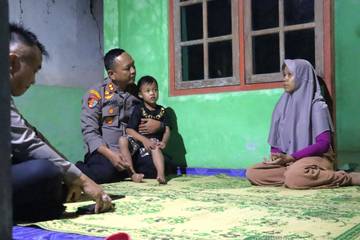 Sambangi Keluarga Lea, Kapolres Kulon Progo Berikan Dukungan 