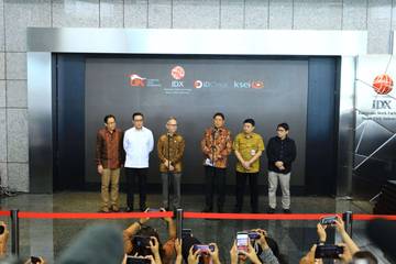 OJK Pastikan Operasional Bursa Efek Aman Pasca Iman Rachman Mundur