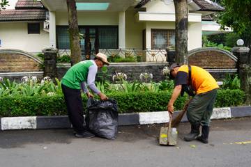 Jogja Tanpa Rumput, Gerakan Berkesinambungan Wujudkan Keindahan