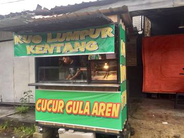 Cucur Gula Aren Bertahan di Tengah Gempuran Jajanan