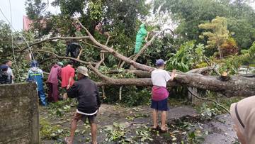 Masyarakat Diminta Waspada Bencana Hidrometeorologi