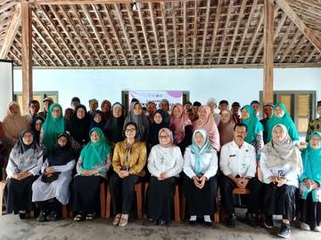 Sekolah Lansia “Ngudi Laras” Jadi Ruang Produktif