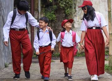 Dugaan Praktik Jual Beli Kursi Penerimaan Murid Baru