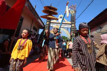 Kirab Ritual 1 Suro