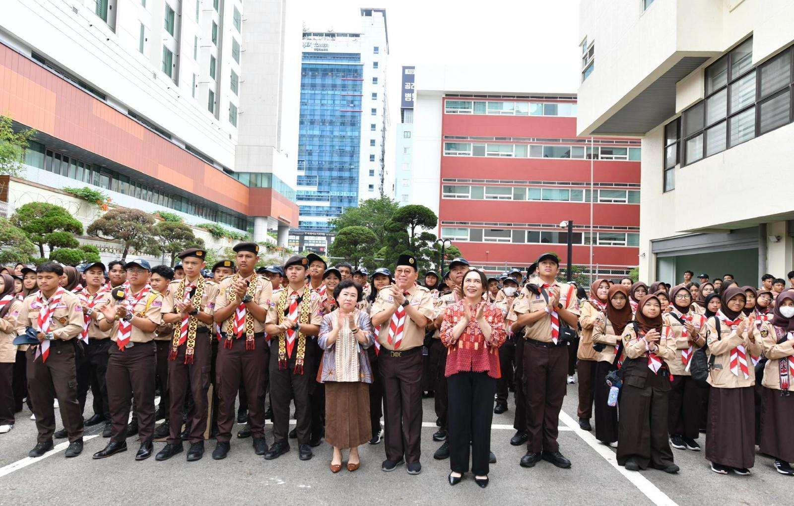 Gegap Gempita Penyambutan 500 Anggota Pramuka di KBRI Seoul