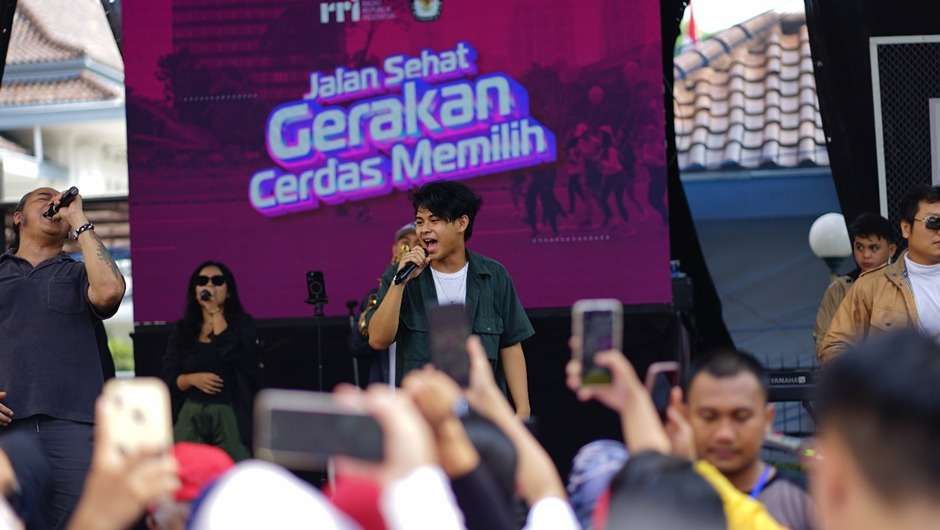 Sederet Artis Goyang Panggung  GCM RRI 
