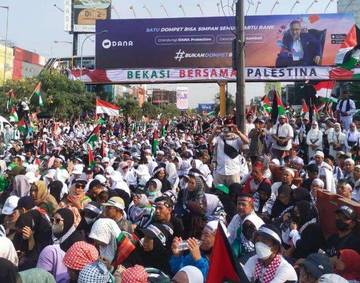 Ribuan Massa Gelar Solidaritas Bela Palestina di Bekasi
