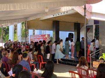 Ribuan Jemaah Meriahkan Ibadah Natal di GMIM Paulus Manado