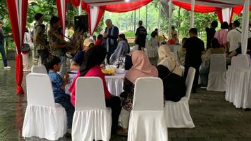 Musik hingga Makan Gratis Disediakan di TPS Taman Suropati
