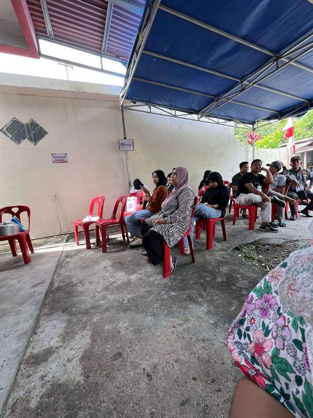 Antusias Mayarakat mencoblos di TPS  57  Jalan  Cinta  Damai  Tanjungpinang Timur 