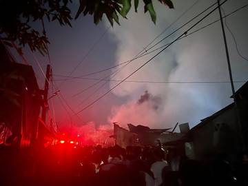 Terjadi Kebakaran di Salah Satu Asrama Jl Baji Gau Makassar