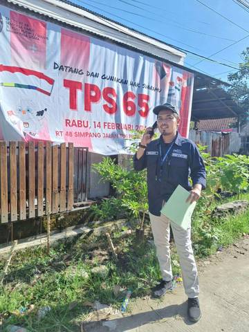 Reporter RRI Samarinda Bertugas Meliput di TPS