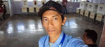 Reporter RRI SP Long Bagun M. Imran Saat Meliput di TPS
