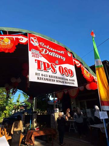 Suasana TPS 089 Kelurahan Lok Bahu, Kecamatan Sungai Kunjang