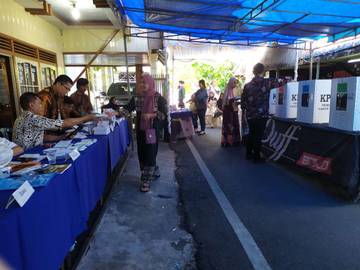 TPS 015 di Kelurahan Kuripan Banjarmasin Timur   