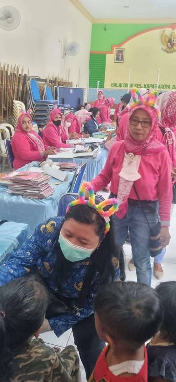 Pakai Bando Lucu di Sub Pin Polio Ke-2