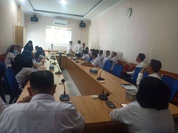 Angkasawan RRI Jambi Ikuti Zoom Penguatan Jurnalistik