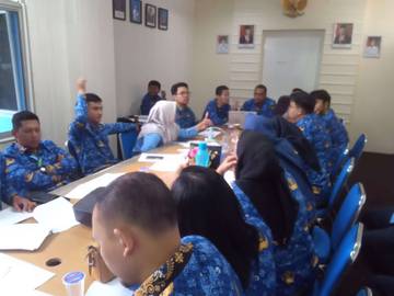 Worrk shop cara penulisan berita radio  dan Online di RRI Bandarlampung selesai