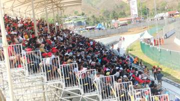 Tribun Zone J Penuh Sesak Moto GP 2023