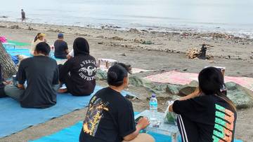 Sampah dan Pengunjung