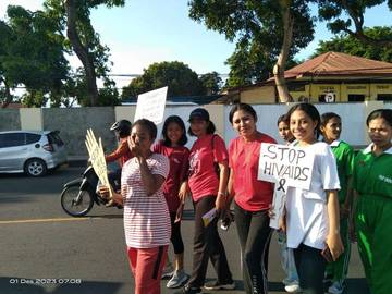 Memperingati hari AIDS Sedunia, KPAD Sikka Gelar Jalan Sehat 