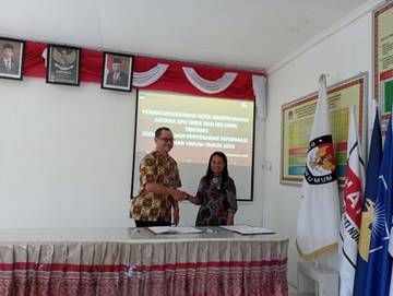 RRI Ende Lakukan Teken Kerja Sama Dengan KPUD
