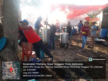 Suasana Dapur Umum Pengungsian Erupsi Gunung Lewotobi Laki -laki 
