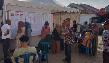 Warga Kompleks Perumahan BTN Graha Mandiri Permai Kendari Antusias Salurkan Hak Suara