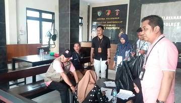 KPU Pohuwato Beri Pelayanan Pemilih di Tahanan Mapolres Pohuwato 