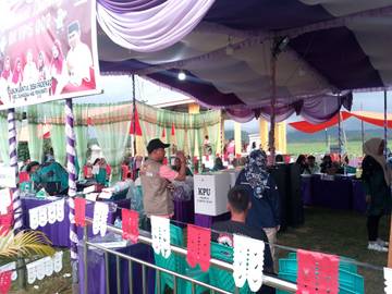Perhitungan Suara, Ketua KPU Kabupaten Pohuwato Beri Arahan 