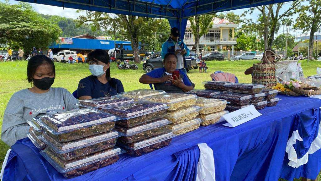 Hasil Kreatif Olahan Sampah di Pamerkan di HPSN Manokwari