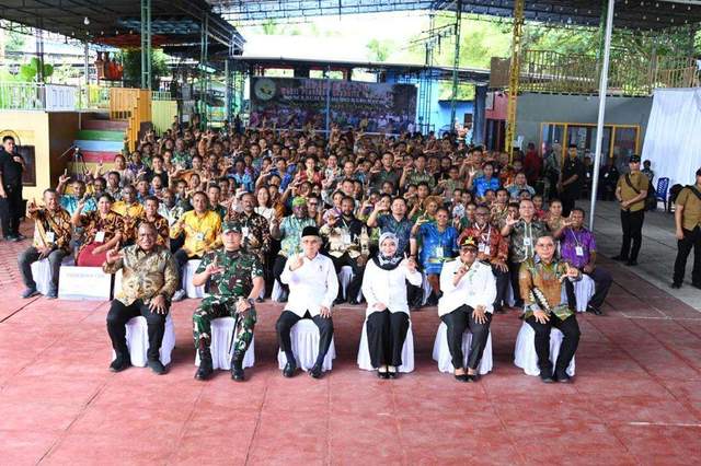 Wapres RI, Ma'ruf Amin Menyapa HIPETA Nabire