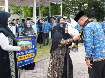Kejutan Ibu-Ibu Pelaku UMKM Untuk Imran